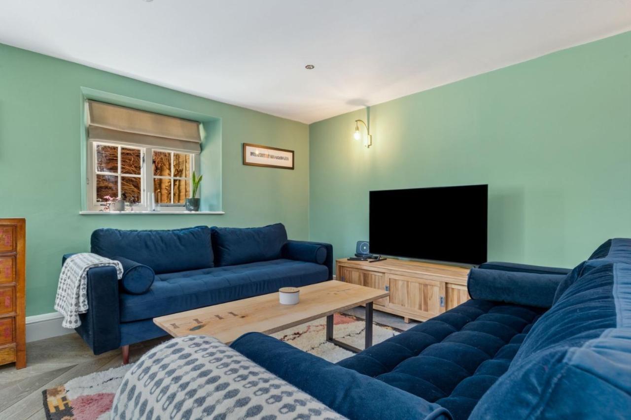 Teacher'S Cottage Оксвич Экстерьер фото
