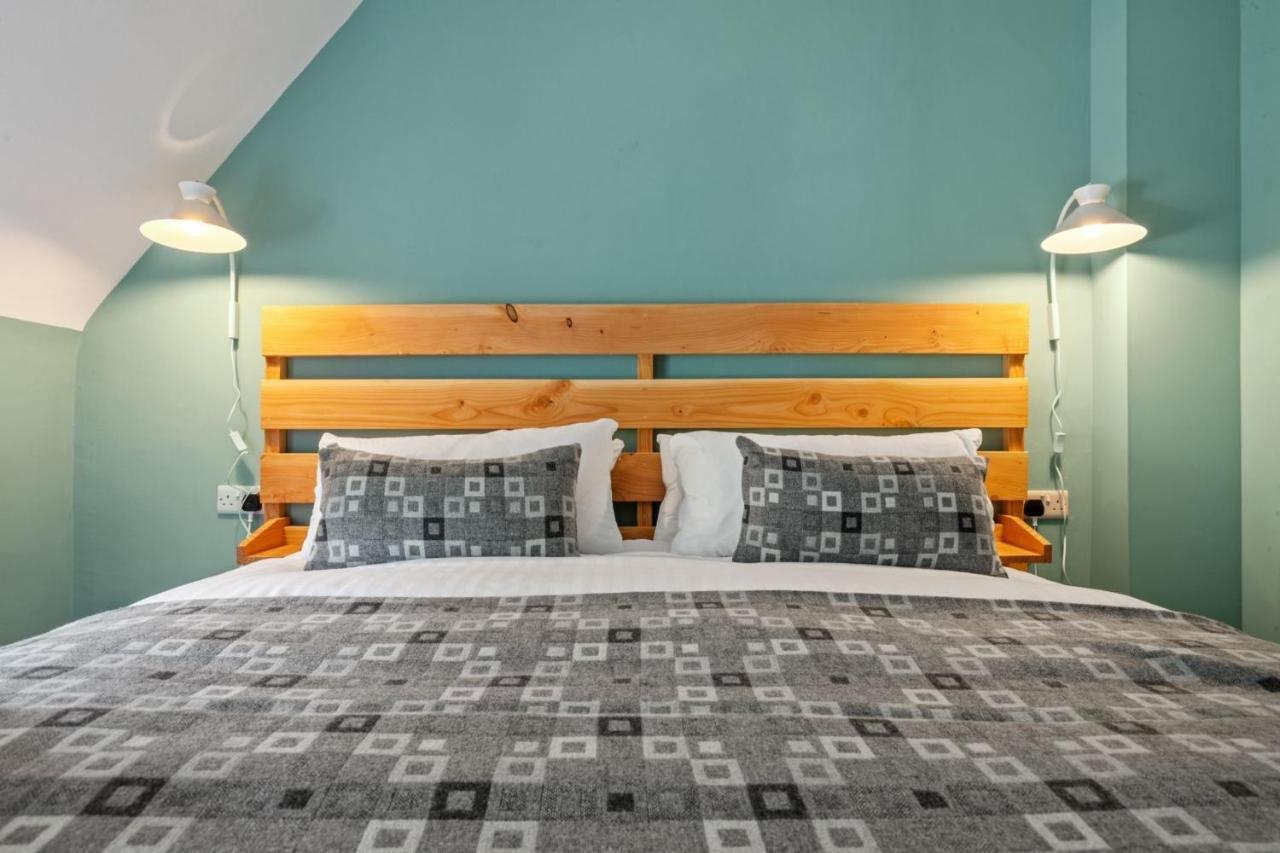 Teacher'S Cottage Оксвич Экстерьер фото