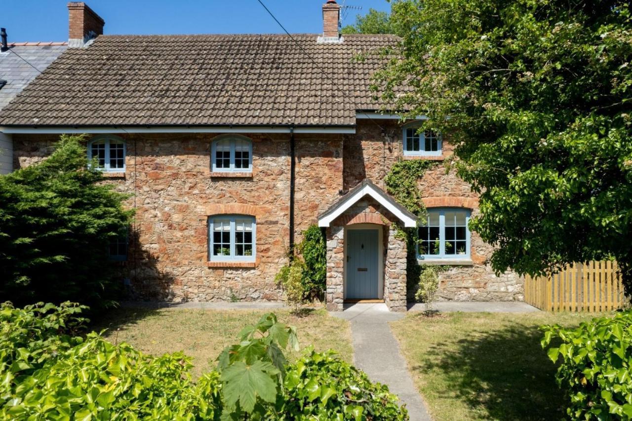 Teacher'S Cottage Оксвич Экстерьер фото