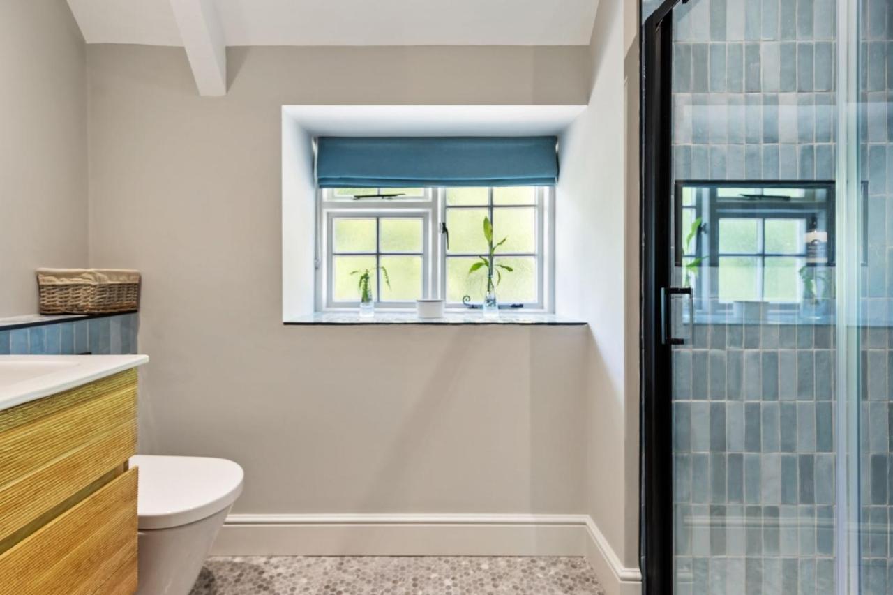 Teacher'S Cottage Оксвич Экстерьер фото